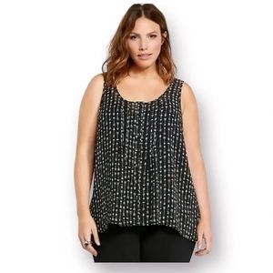 Torrid Women’s Black Sheer Arrow Print Tulip Cut Back Blouse Size 3X NWOT